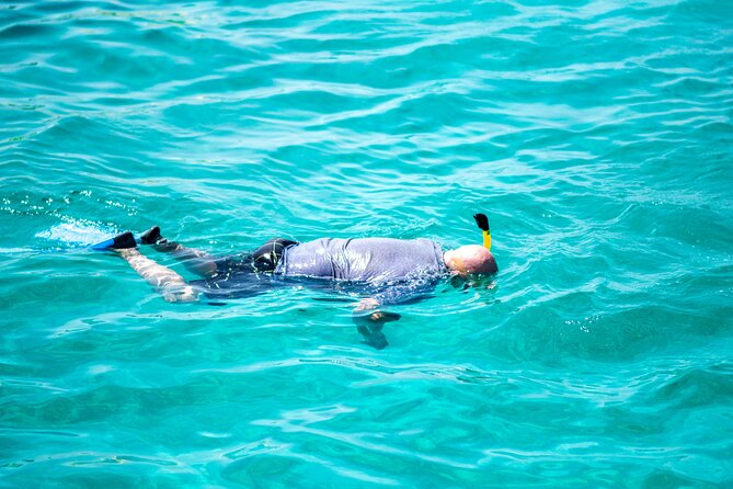 Arusun Catamaran Sail with Snorkeling in Aruba - Who should book the Arusun?