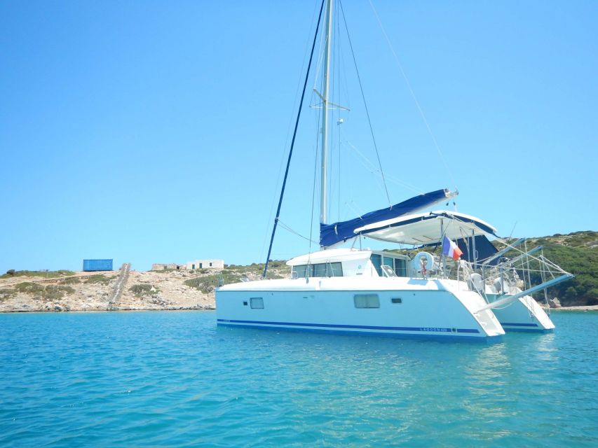 Athens: Catamaran Cruise with Fresh Lunch and Wine - Practical packing advice for five hours at sea