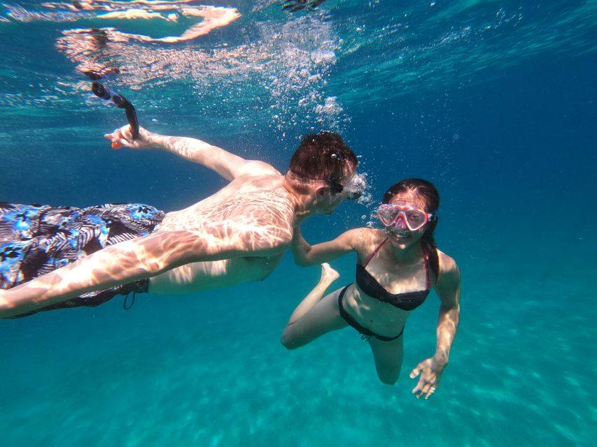 Athens: Catamaran Cruise with Fresh Lunch and Wine - Fresh Greek lunch served at sea