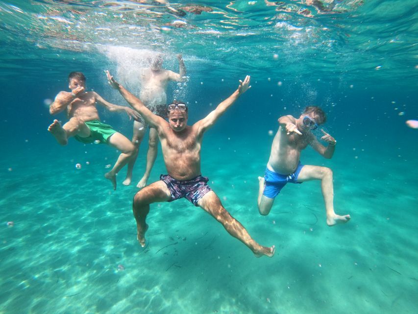 Athens: Catamaran Cruise with Fresh Lunch and Wine - The crew makes the difference