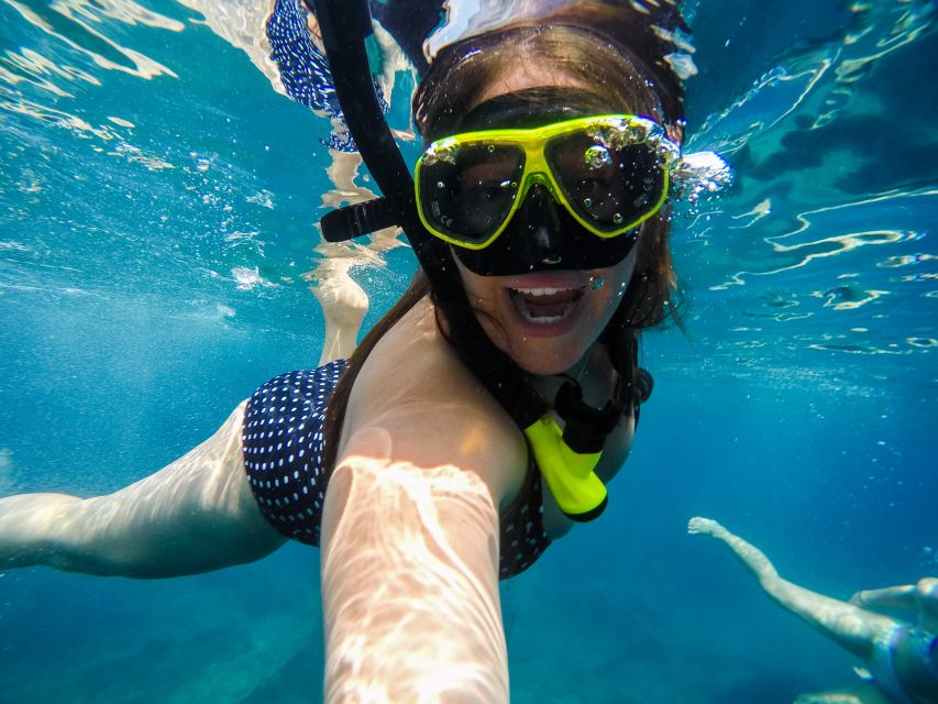 Athens: Riviera Catamaran Cruise with Meal and Drinks - Practical details that affect your choice