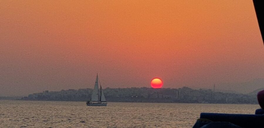 Athens: Riviera Catamaran Tour with Fresh Meal and Drinks - Timing, weather, and practical comfort