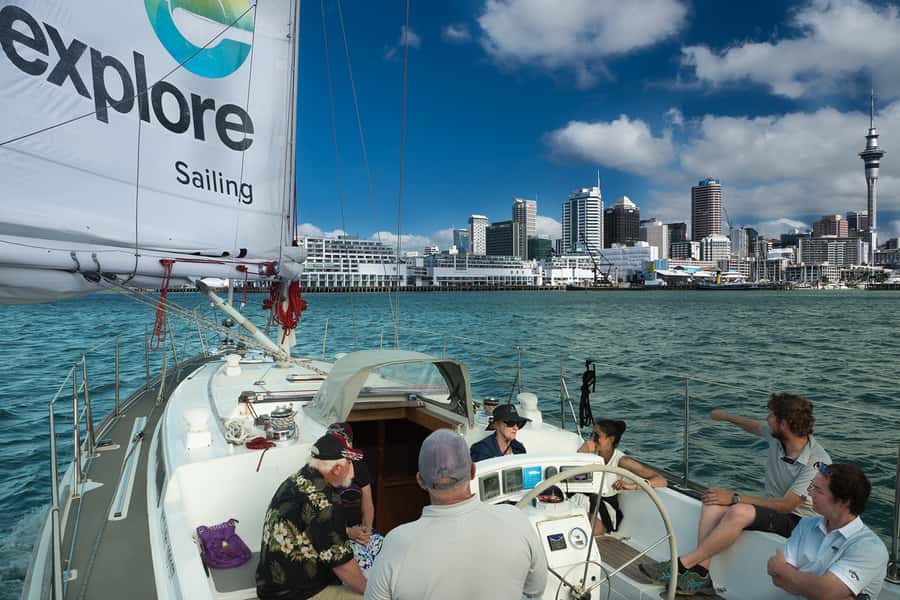 Auckland Harbour 1.5-Hour Sailing Cruise - Sailing past Auckland’s skyline