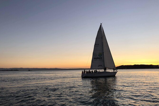 Auckland Harbour Sailboat Cruise Including Three Course Dinner - The crew makes the difference