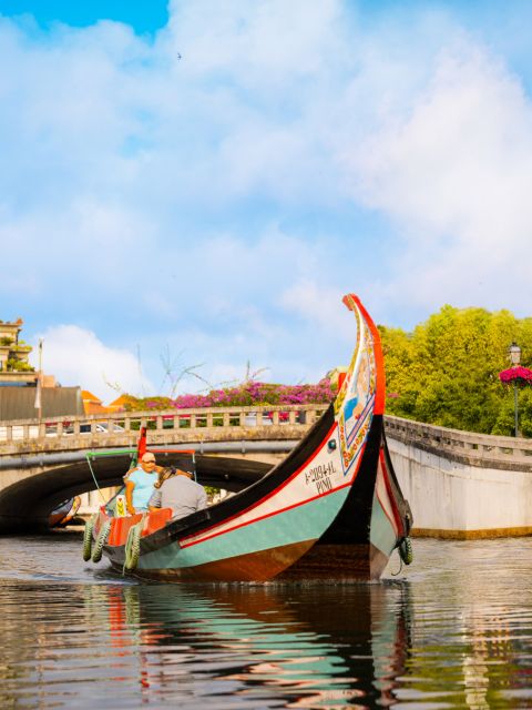 Aveiro: Scenic Guided Boat Tour - Why Aveiro Looks Best From a Moliceiro