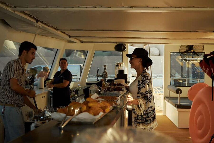 Balos & Gramvousa Catamaran Trip: Meals, Drinks & Transfer - Comfort or VIP: which ticket makes sense?