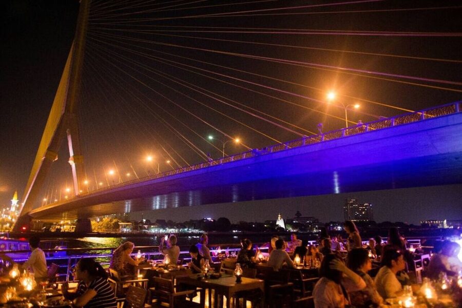 Bangkok: 2-Hour Dinner & Shows on White Orchid River Cruise - Live Music, Thai Dance, and Cabaret