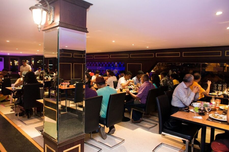 Bangkok: 2-Hour Dinner & Shows on White Orchid River Cruise - Timing, Pier Details, and Small Things to Know