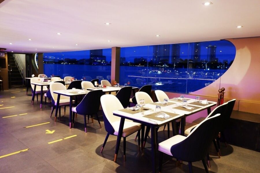 Bangkok: Chao Phraya Buffet Dinner Viva Alangka Cruise - What the Viva Alangka cruise is really like