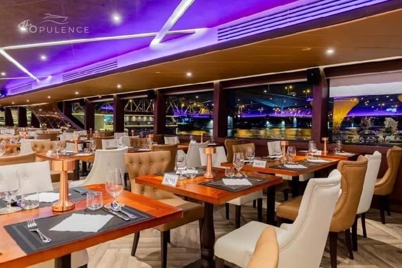 Bangkok: Opulence Luxury River Dinner Cruise - Seeing Wat Kanlaya, Wat Arun, and the river temples