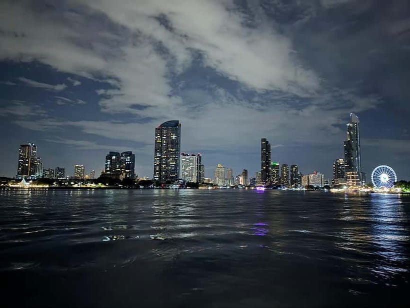 Bangkok: Opulence Luxury River Dinner Cruise - Asiatique and the return to ICONSIAM