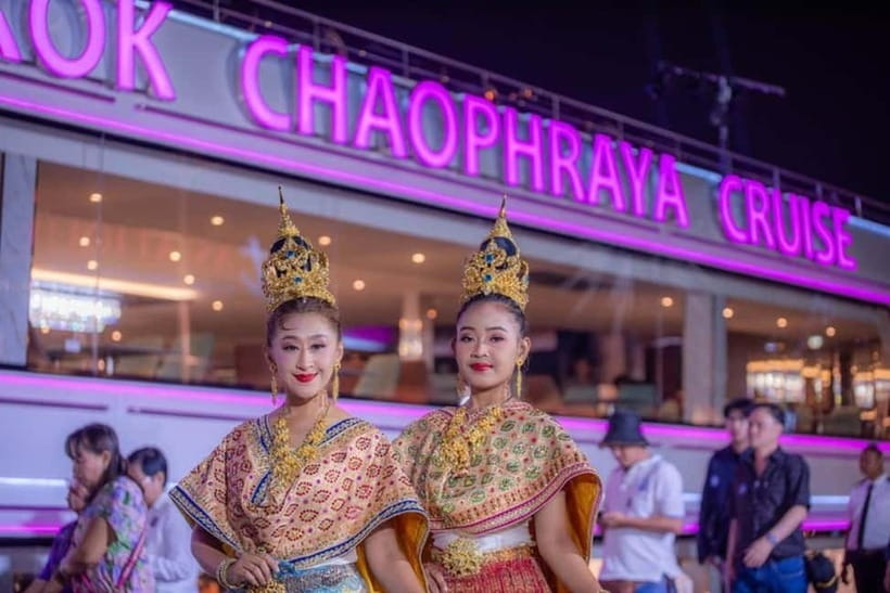 Bangkok: The Newest Luxury 5-Star Bangkok Chao Phraya Cruise - Is 1,550 baht, or about $49, good value?