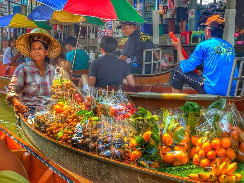Bangkok: Train Market & Floating Market with Boat Ride - Guide style and language choices
