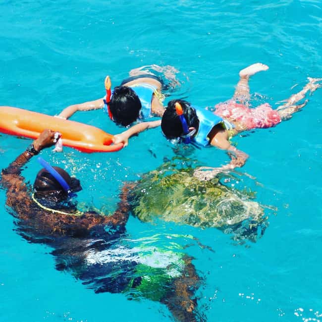 Barbados: Catamaran Tour with Snorkeling and Lunch - Pickup from Bridgetown and the start of the day