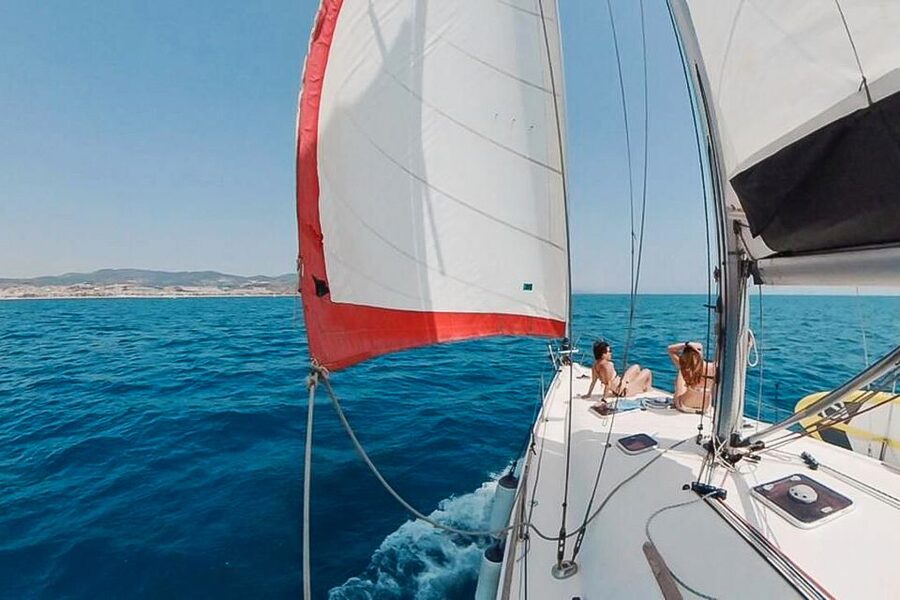 Barcelona: Coastline Boat Trip with Snacks and Cava - The swim stop and Mediterranean water
