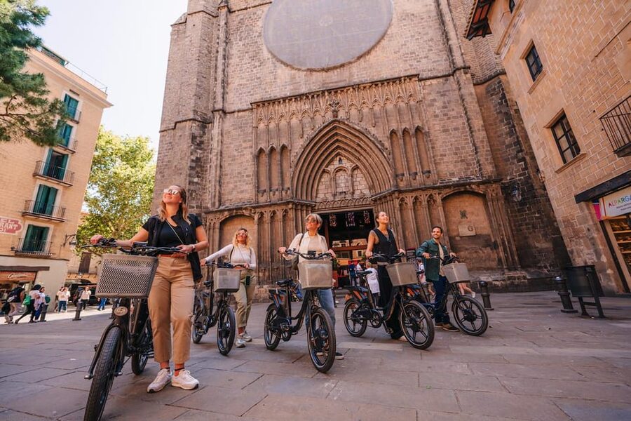 Barcelona: E-Bike Tour with Montjuic Cable Car & Boat Ride - Is the cycling demanding?