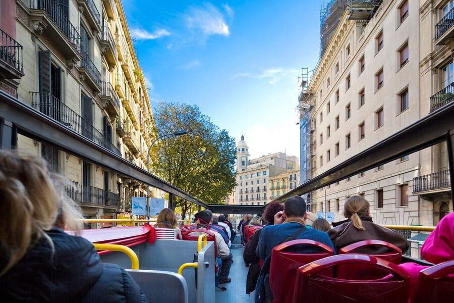 Barcelona: Hop-On Hop-Off Bus with Sailing Cruise - The One-Hour Catamaran From Port Vell