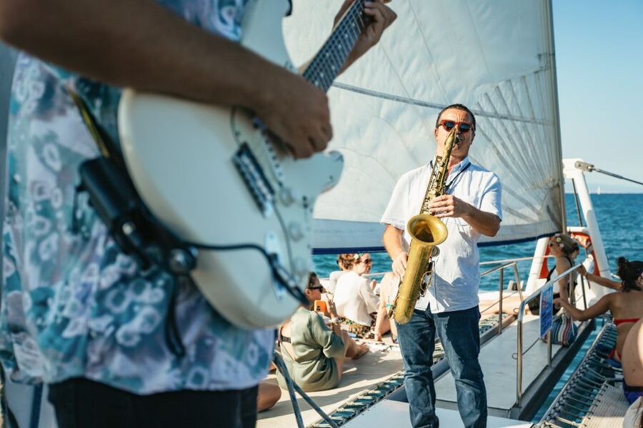Barcelona: Sunset Catamaran Cruise with Live Music - Key points to know before you sail