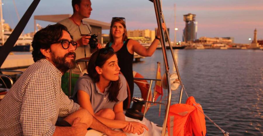 Barcelona: Unique Sunset Sailing Tour with Tapas & Open Bar - An open bar with a few practical limits