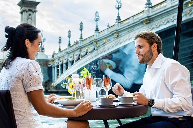Bateaux Parisiens Seine River Gourmet Lunch & Sightseeing Cruise - Musée d’Orsay and the Latin Quarter