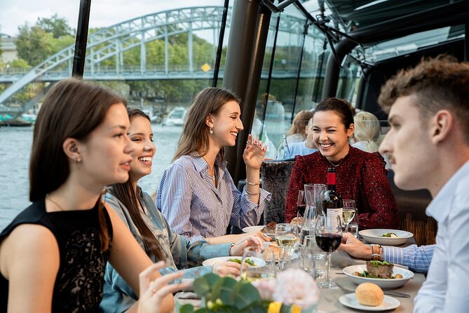 Bateaux Parisiens Seine River Gourmet Lunch & Sightseeing Cruise - The Louvre, Place de la Concorde, and the National Library