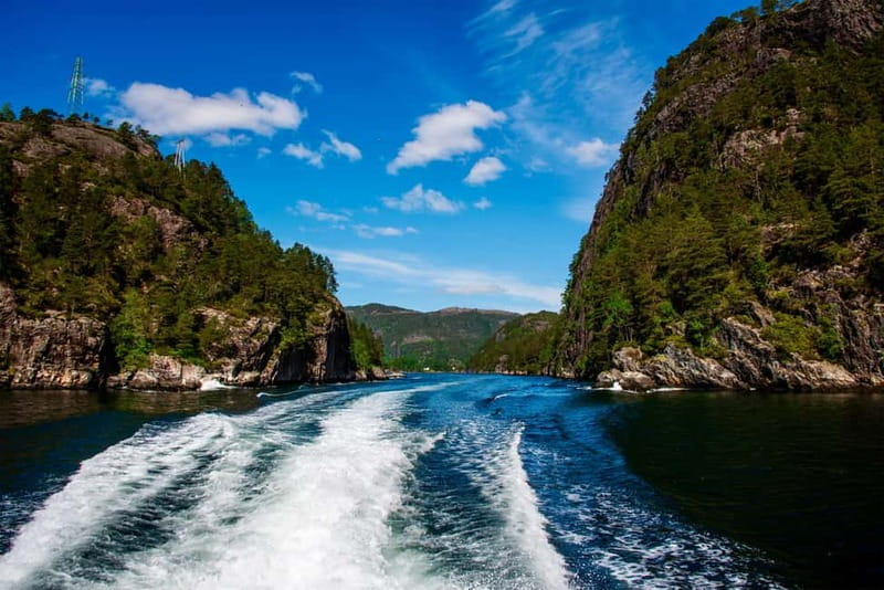 Bergen: Mostraumen Fjord Cruise with Local Guide - Modalen offers a glimpse rather than a full village visit