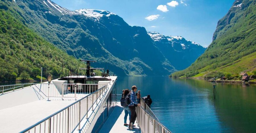 Bergen: Viking Village, Nærøyfjord Cruise & Flåm Railway - Njardarheimr brings the Viking Age to life