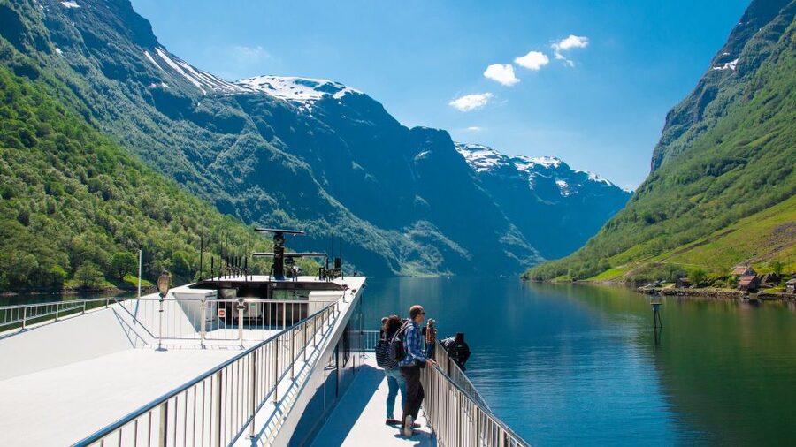 Bergen: Viking Village, Nærøyfjord Cruise & Flåm Railway - Two hours through the Nærøyfjord