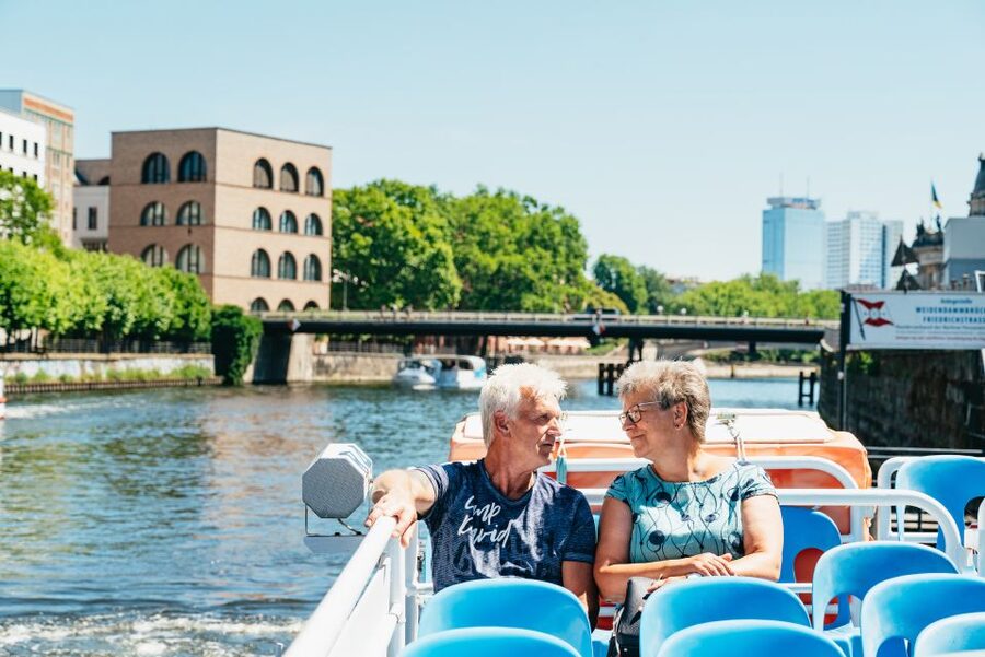 Berlin: 1-Hour City Tour by Boat with Guaranteed Seating - Who will get the most from this boat ride