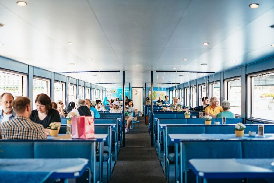 Berlin: 1-Hour City Tour by Boat with Guaranteed Seating - Why a Spree cruise is a smart first look at Berlin