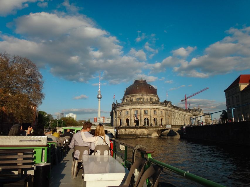 Berlin: 2.5-Hour East Side Boat Cruise with Commentary - Oberbaum Bridge and the East Harbor