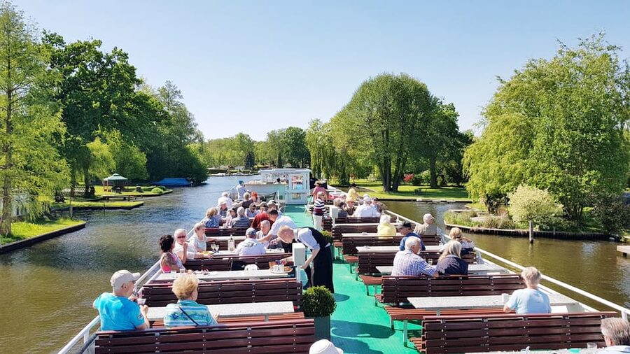 Berlin: 7 Lakes Boat Tour through the Havel Landscape - Language, comfort, and practical value