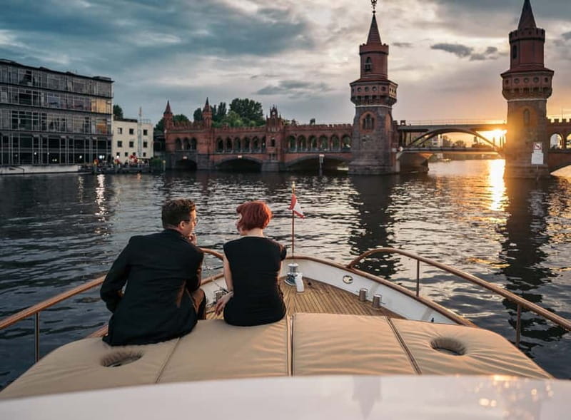 Berlin: Boat Sightseeing Tour on Electric Motor Yacht - Why the Fitzgerald makes a difference