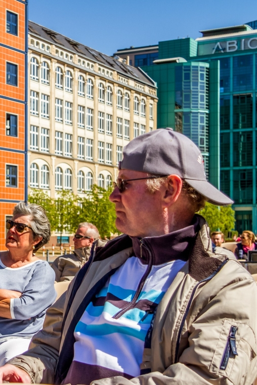 Berlin: Boat Tour Along the River Spree - Continuing west to Charlottenburg Palace