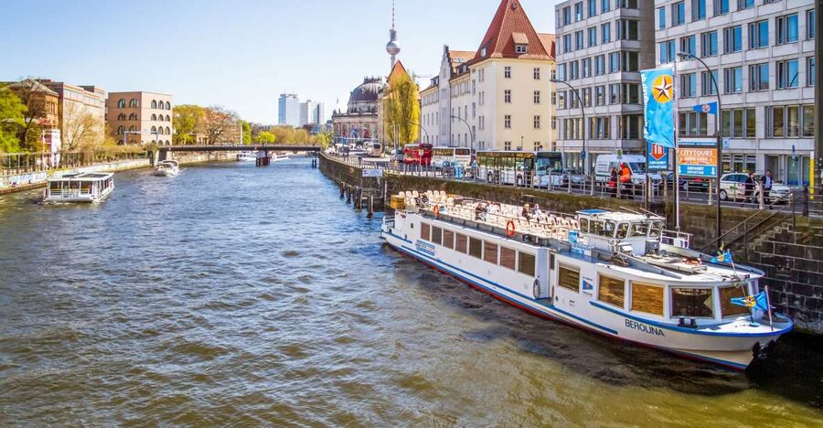 Berlin: Boat Tour Along the River Spree - Who will enjoy this cruise most