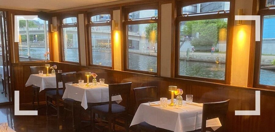 Berlin: Historic Boat Sightseeing City Center Tour - Chancellery, Tiergarten, and Bellevue Palace