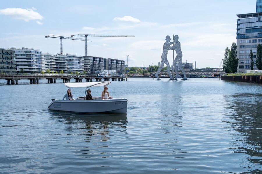 Berlin: Self-Drive Boat Tour - What the $69 group price really means