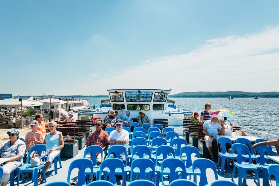 Berlin: Spree Boat Tour to Müggelsee - Booking and practical advice