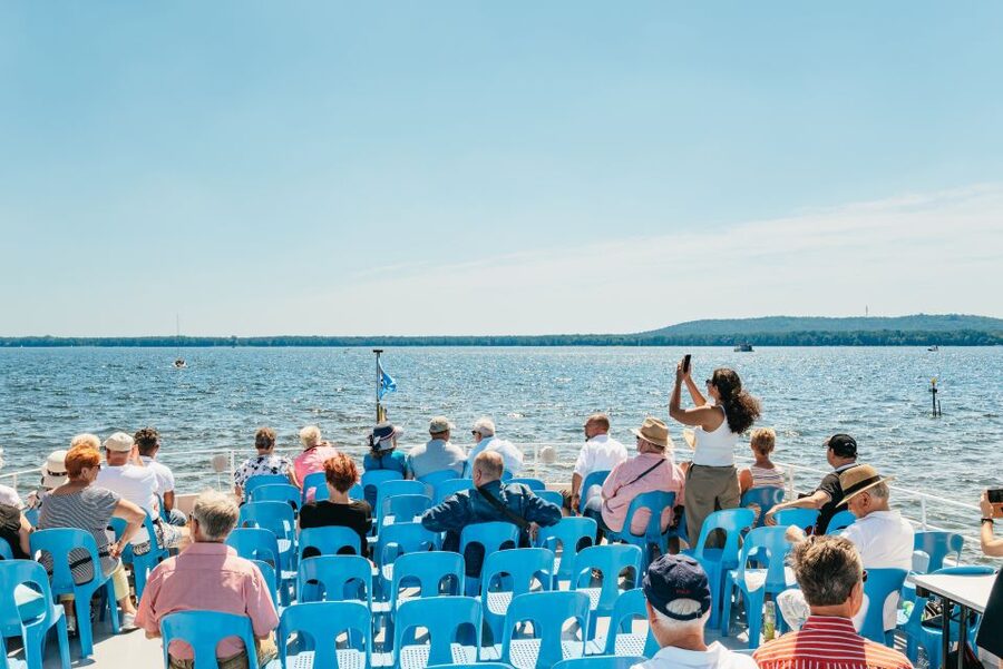 Berlin: Spree Boat Tour to Müggelsee - Köpenick Palace and the Captain of Köpenick