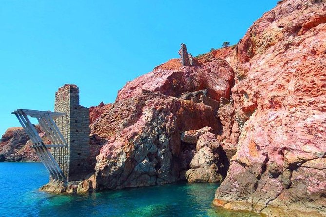 Best of Milos and Poliegos Catamaran snorkelling Cruise with BBQ - Food, drinks, and the rhythm of the day