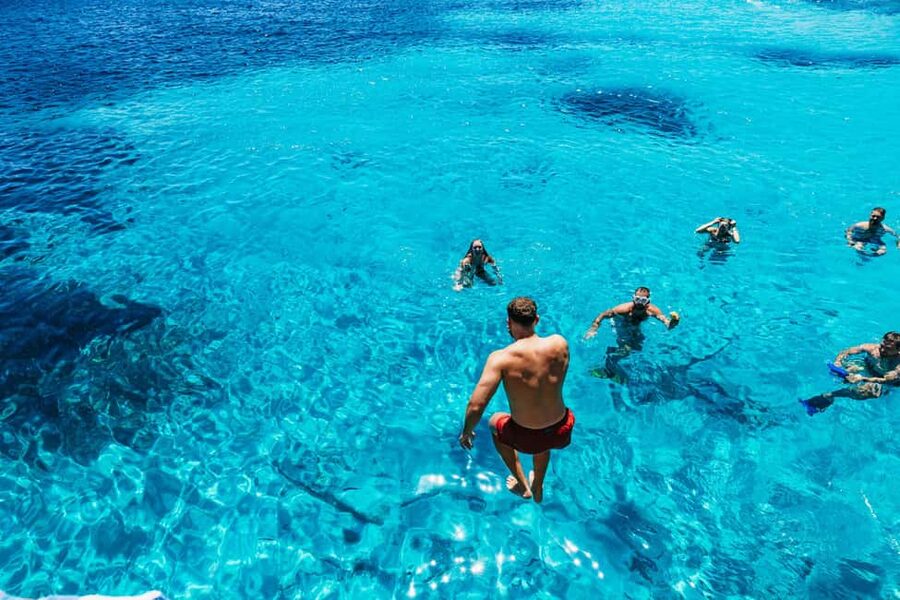 Boat Tour to Caprera and La Maddalena Archipelago - Life aboard Apollo II