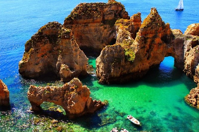 Boat trip to the grottos at Ponta da Piedade, Lagos - Leaving Lagos from Passeio dos Descobrimentos