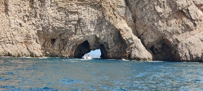 Boat trip to the Medes Islands, caves and stop for swimming - Who will enjoy this boat trip most?