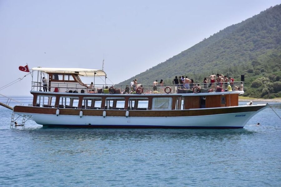 Bodrum: Orak Island Boat Tour with Swim Stops and Lunch - Getting from Bodrum to the boat