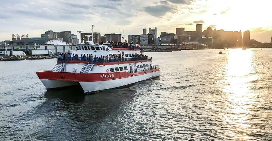 Boston: Boston Harbor Sunset Cruise - Why Boston Harbor is best at sunset
