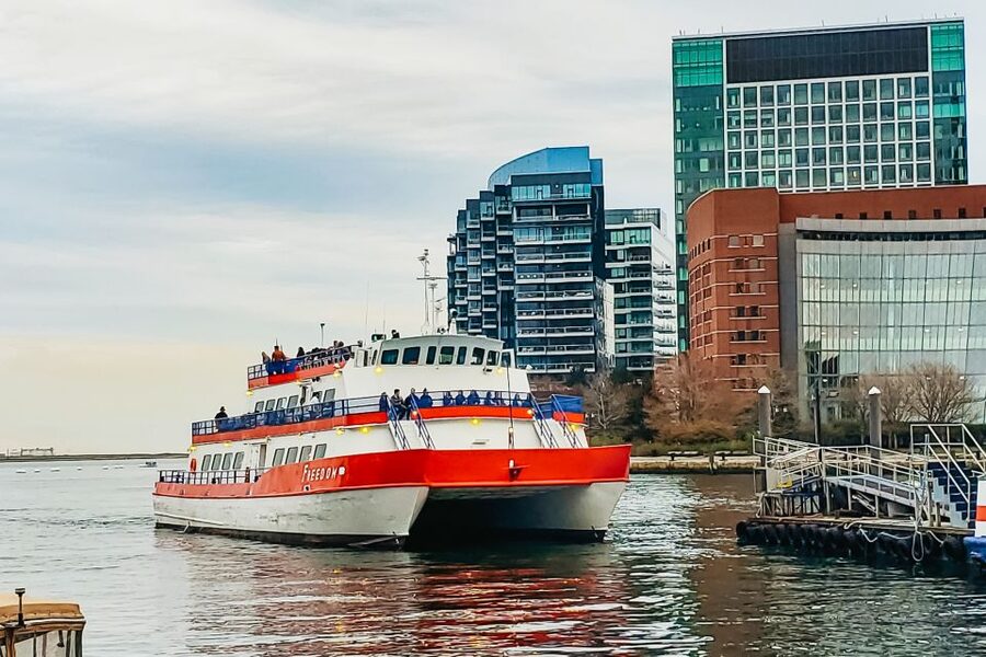 Boston: Boston Harbor Sunset Cruise - Old Ironsides and the sunset cannon