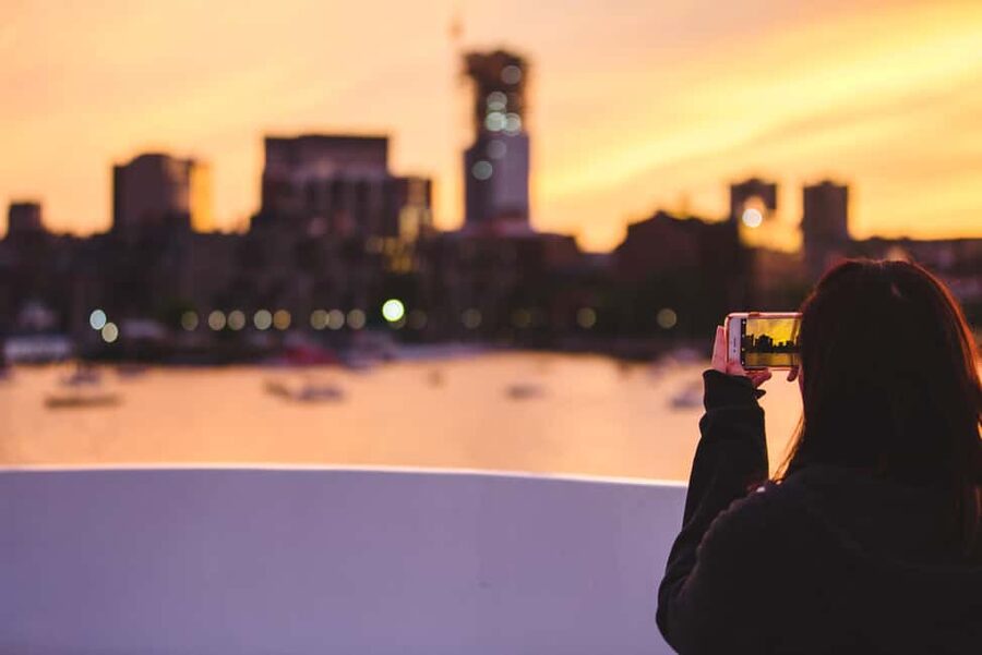 Boston: City Cruises Sunset Skyline Cruise with Commentary - Why sunset is the right time for Boston Harbor