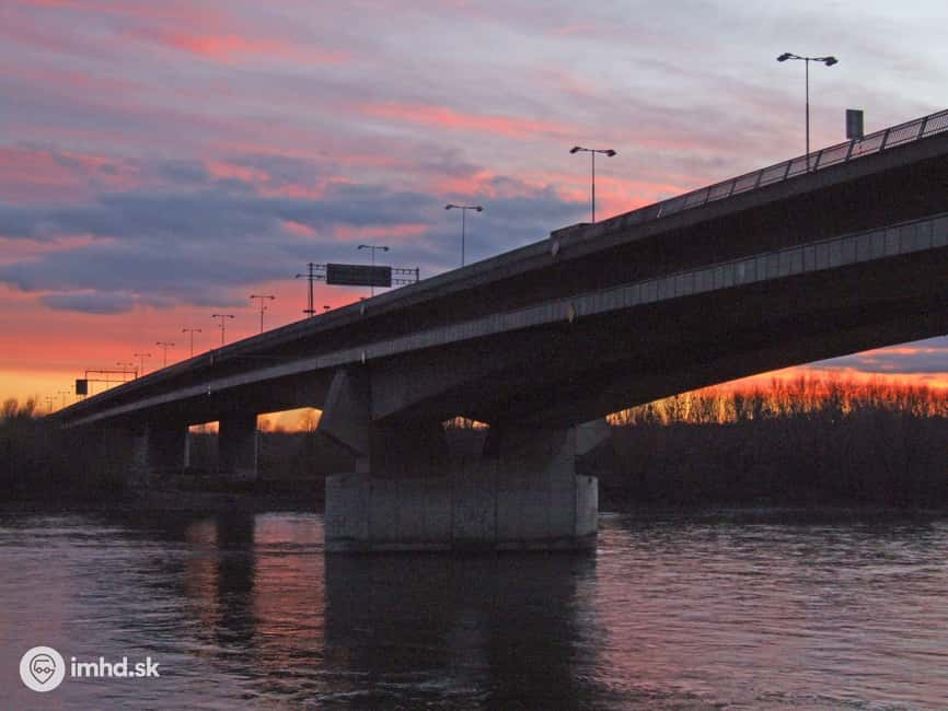 Bratislava: Cruise - Devín Castle Round Trip - What the $31 price really covers