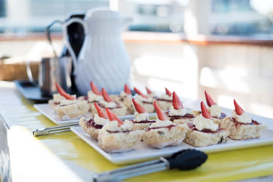 Brisbane: Cruise to Lunch Package: 10:30am-2pm (3.5hr) - The first 45 minutes on the Brisbane River