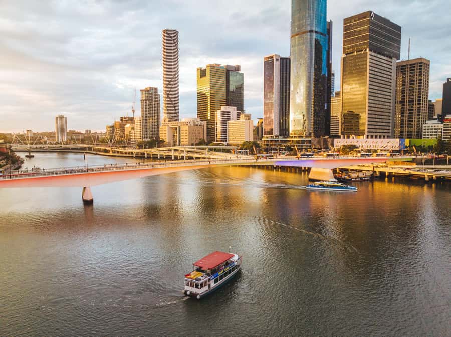 Brisbane: Midday 1.5-Hour Sightseeing Cruise 12.30pm-2.00pm - New Farm Park shows Brisbane at a slower pace